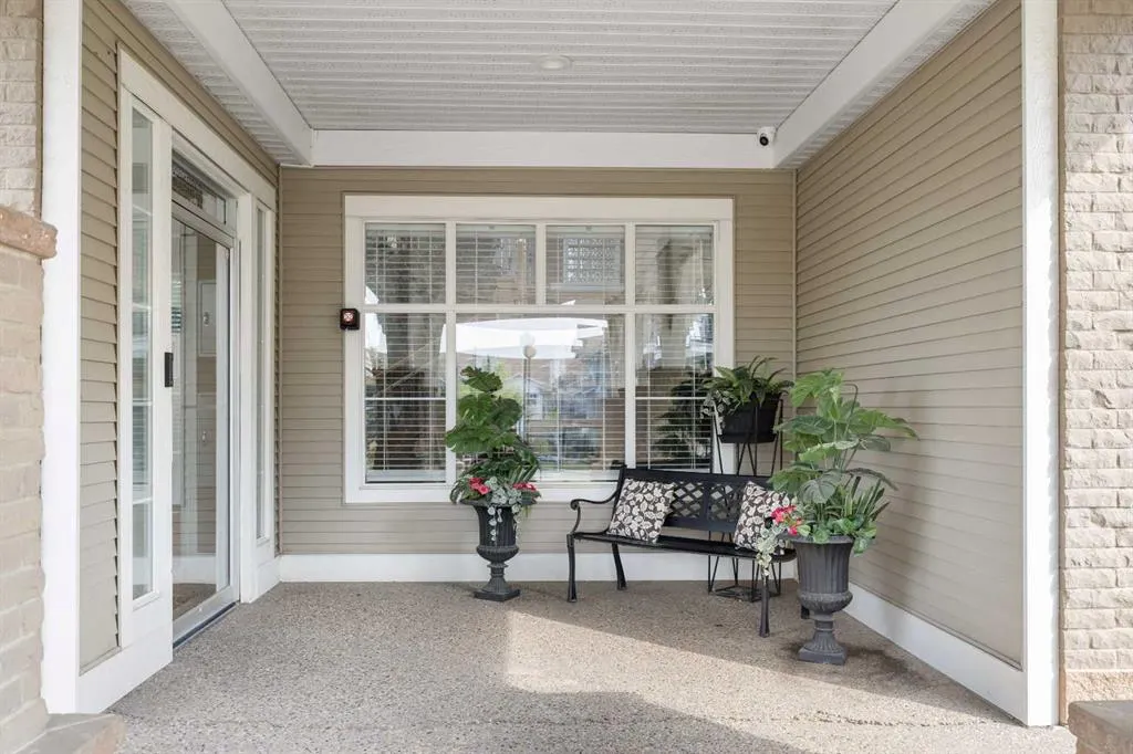 1010 Arbour Lake Road NW, #1211