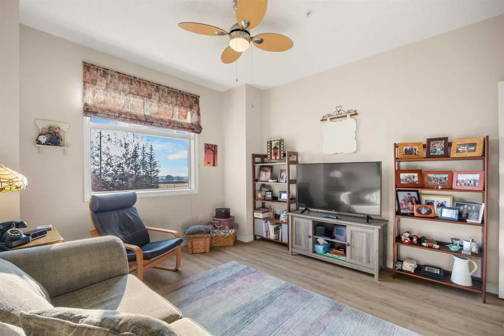 1010 Arbour Lake Road NW, #1211