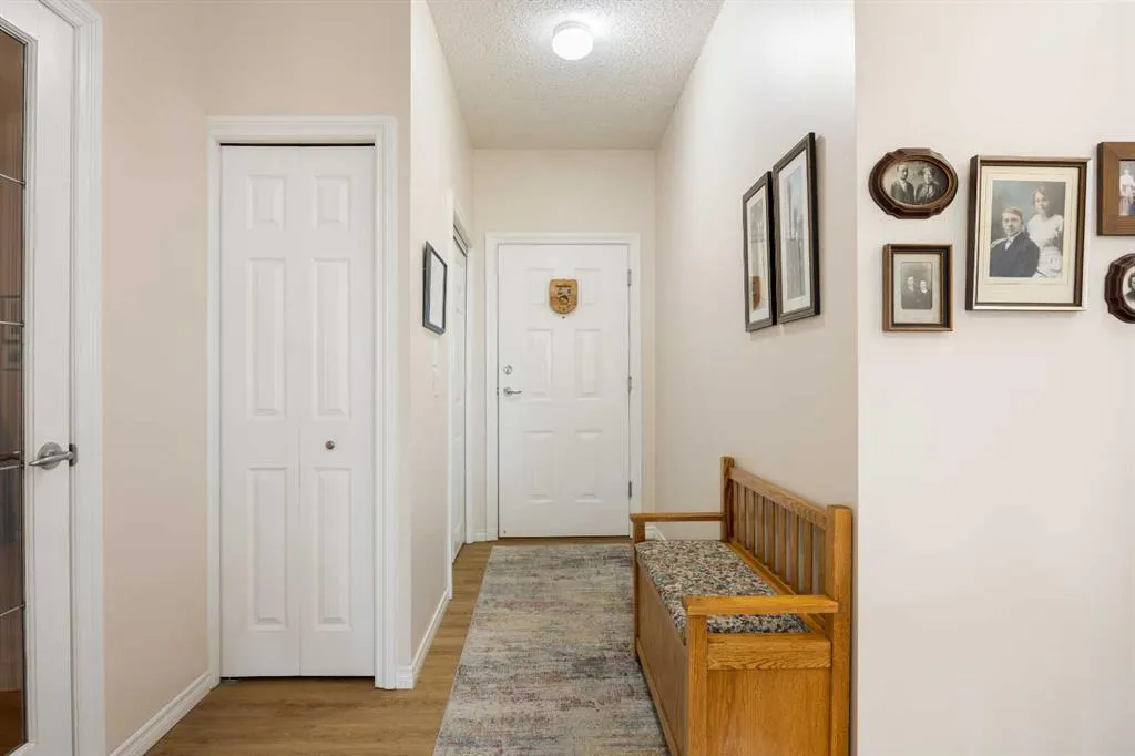 1010 Arbour Lake Road NW, #1211