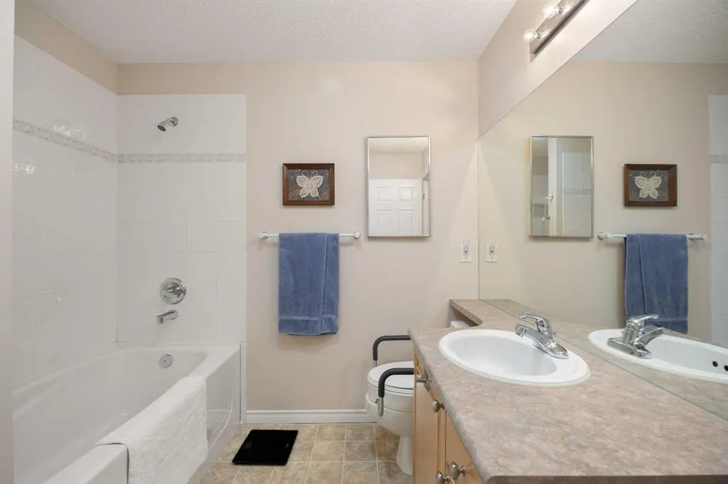 1010 Arbour Lake Road NW, #1211
