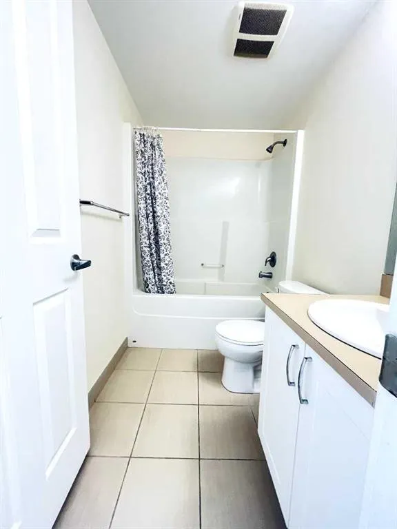 10 Brentwood Common NW, #906