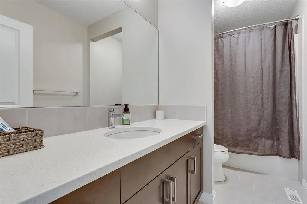 90 Auburn Springs Park SE
