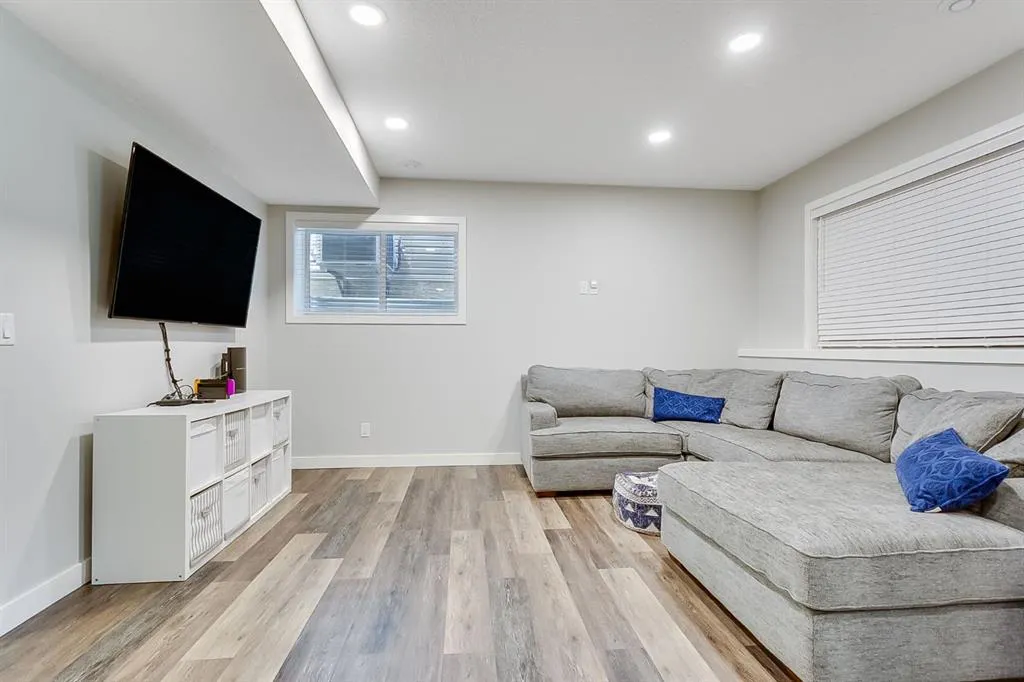 90 Auburn Springs Park SE