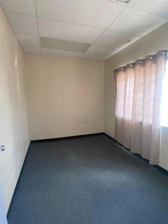 4720 50 Street, #Unit 9 & 10