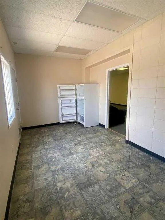 4720 50 Street, #Unit 9 & 10