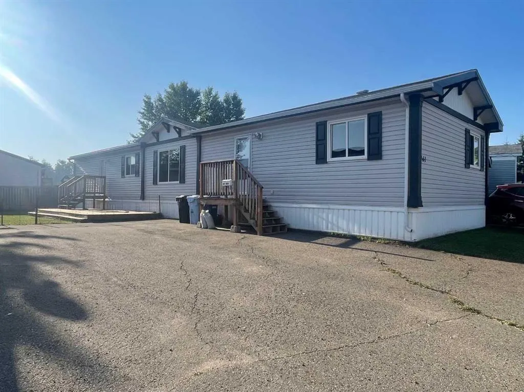 161 Grey Crescent