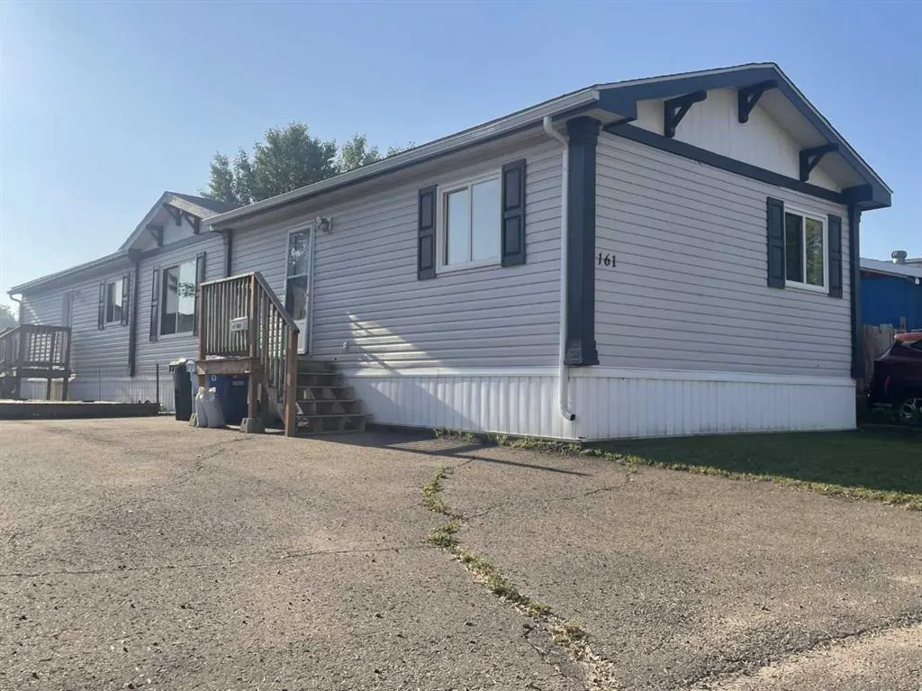 161 Grey Crescent