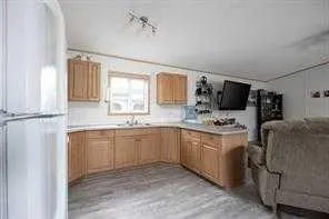 161 Grey Crescent