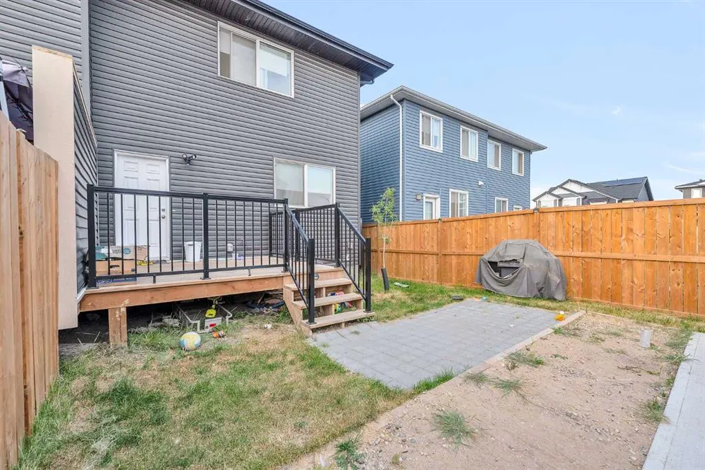117 Ambleton Drive NW