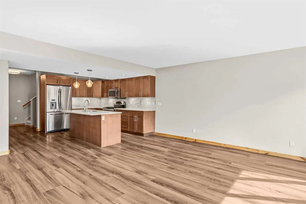 813 7th Street, #4