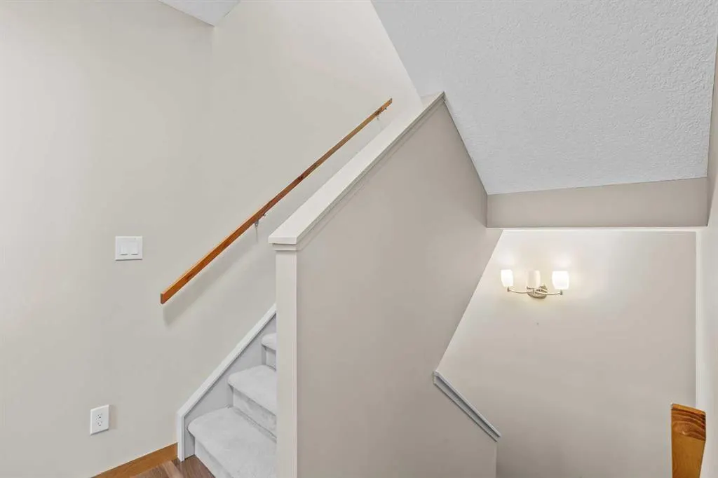813 7th Street, #4