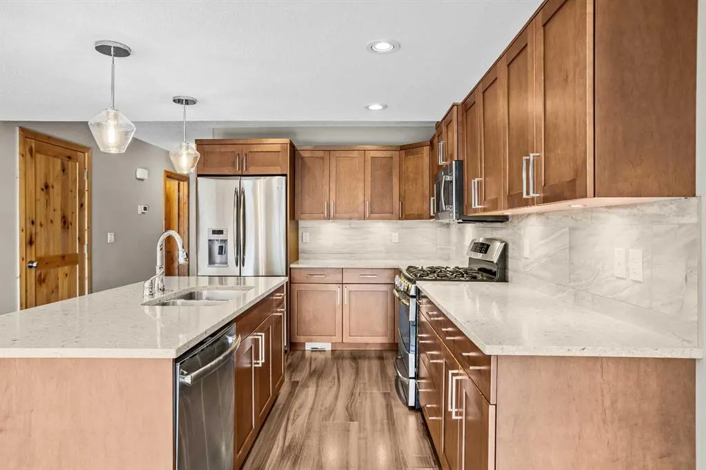 813 7th Street, #4