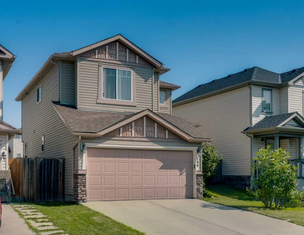 100 Covecreek Close NE