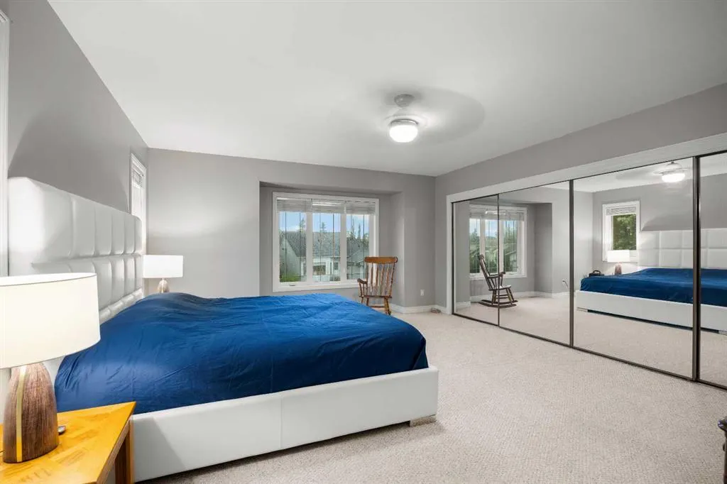 182 Scenic Glen Close NW