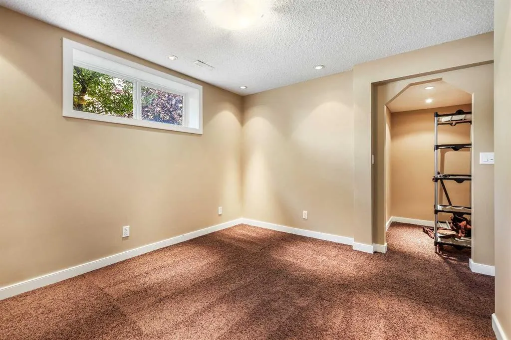 95 New Brighton Landing SE