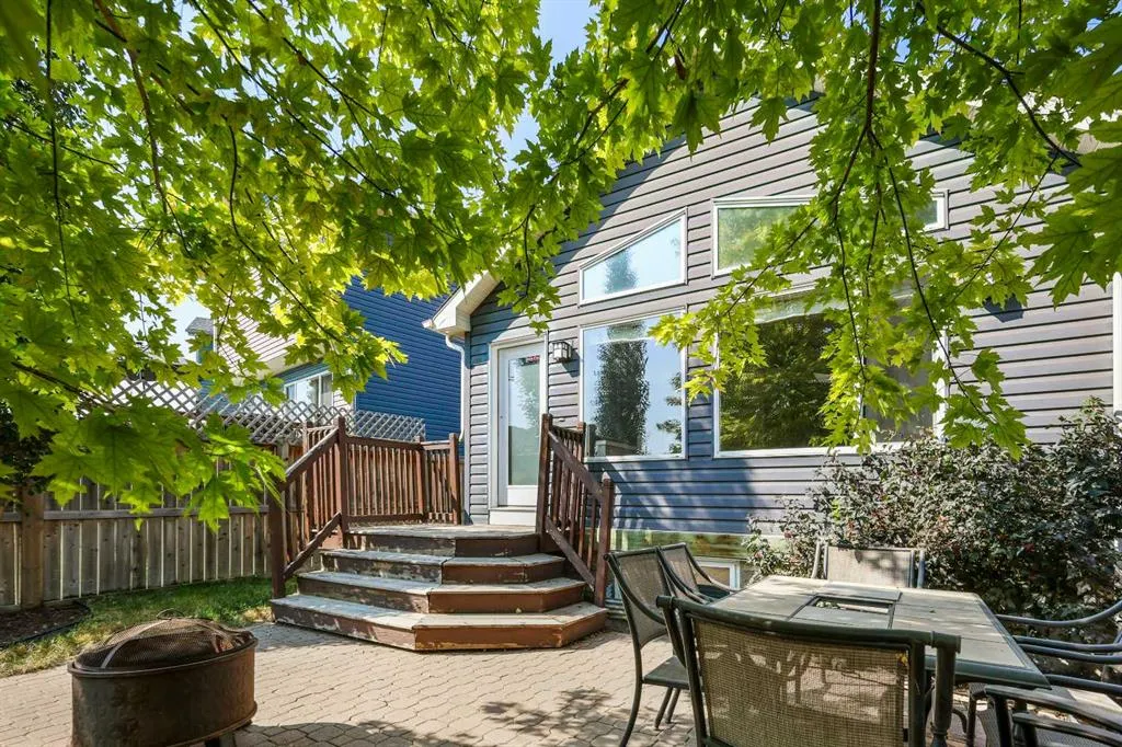 95 New Brighton Landing SE
