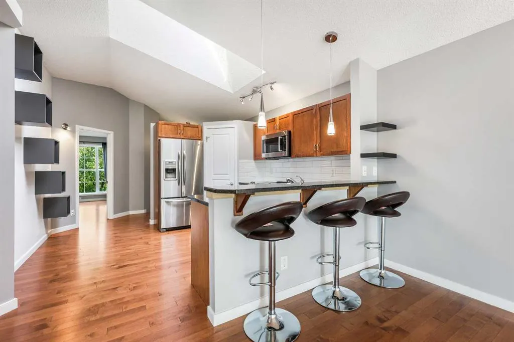 95 New Brighton Landing SE