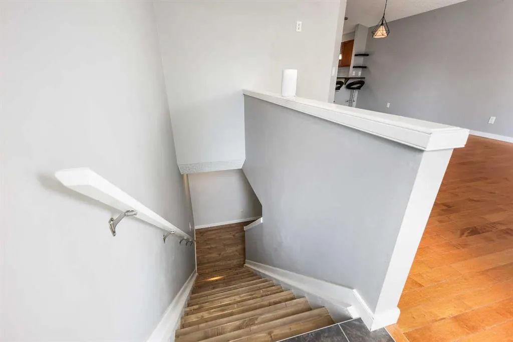95 New Brighton Landing SE