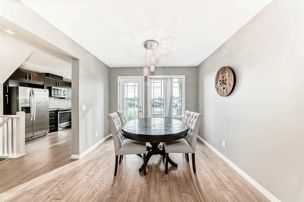 155 Windford Crescent SW
