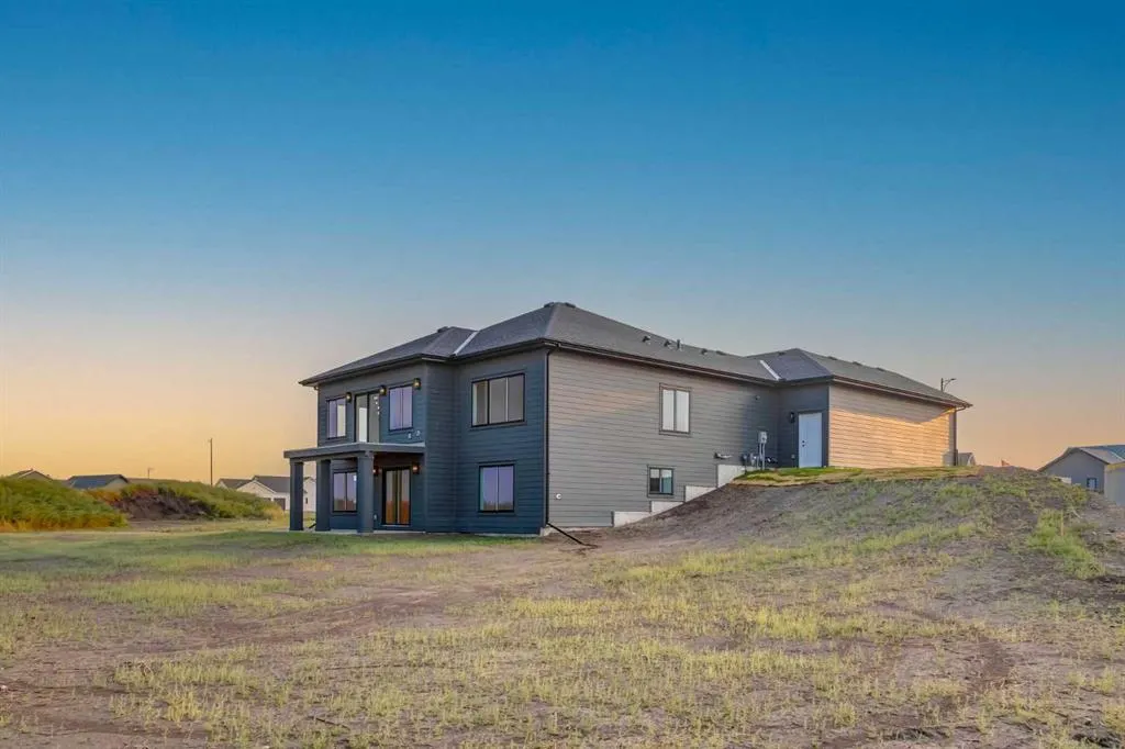 232 Red Tail Ridge SE