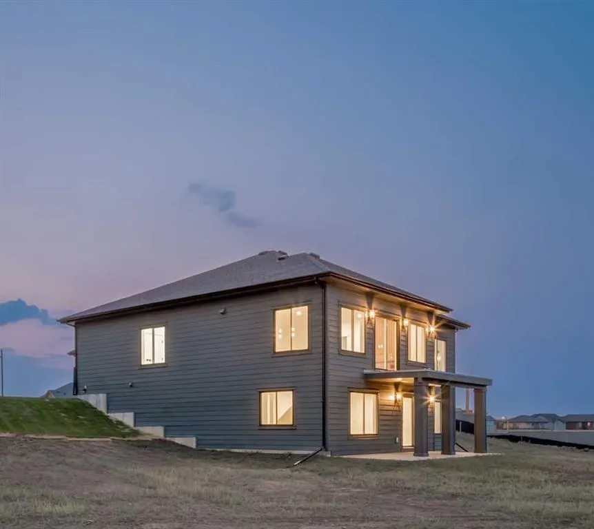 232 Red Tail Ridge SE