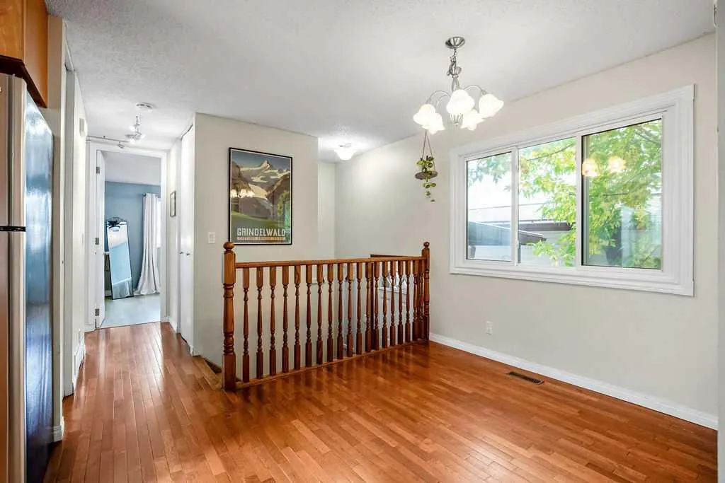 15 Riverbirch Place SE