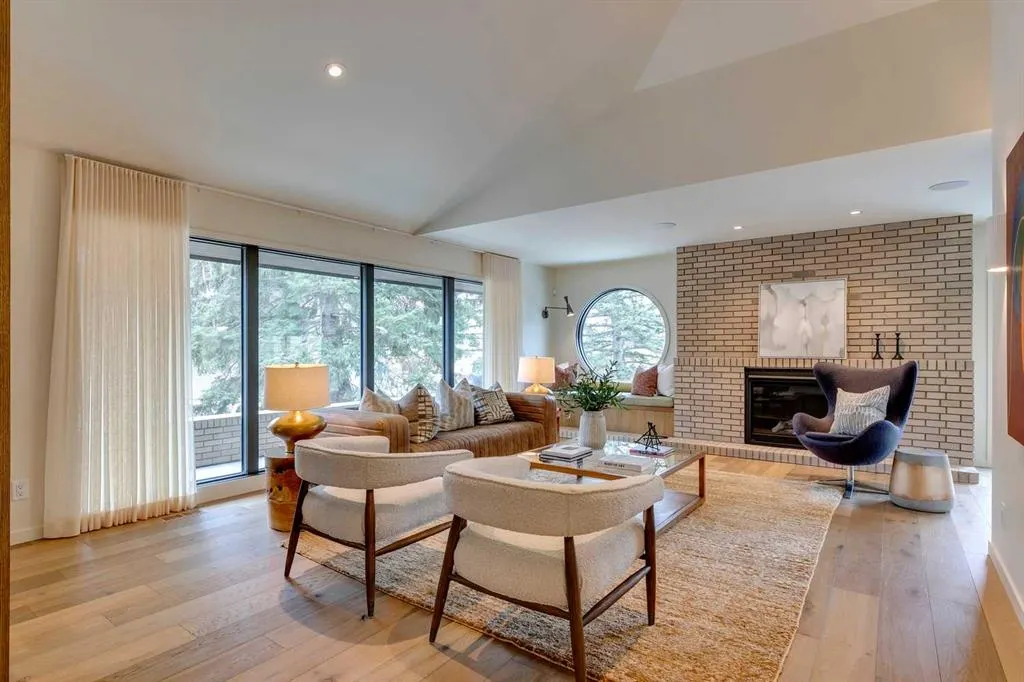 936 Elizabeth Road SW
