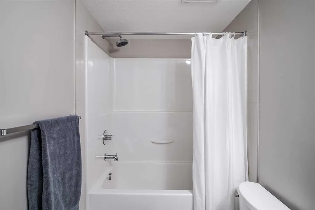 240 Skyview Ranch Road NE, #4218