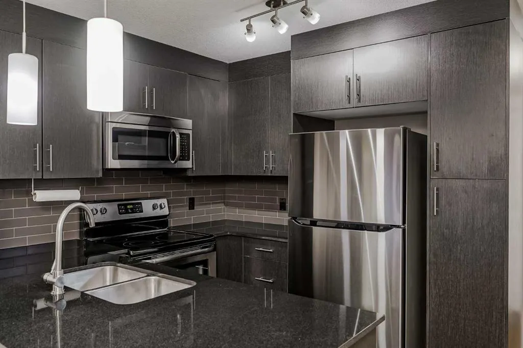 240 Skyview Ranch Road NE, #4218