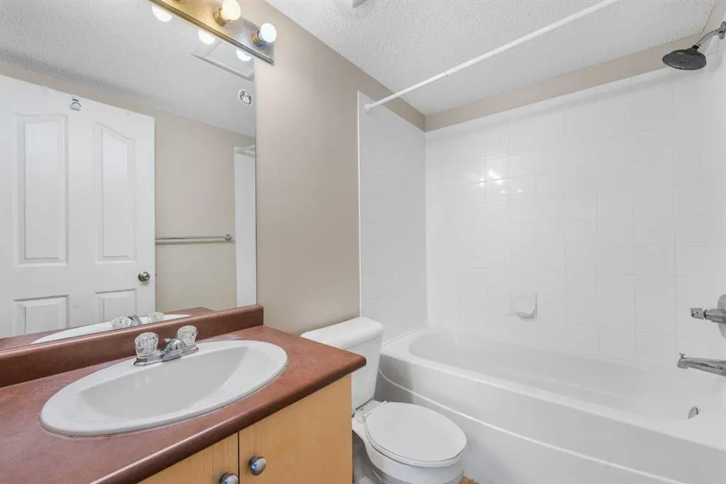 10 Prestwick Bay SE, #2207
