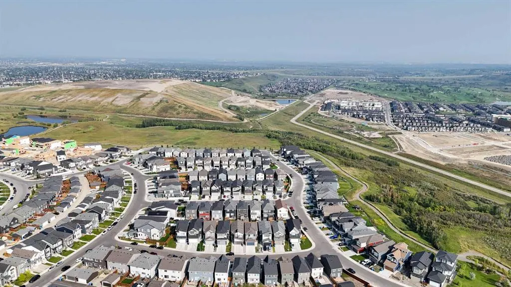 35 Walcrest Manor SE