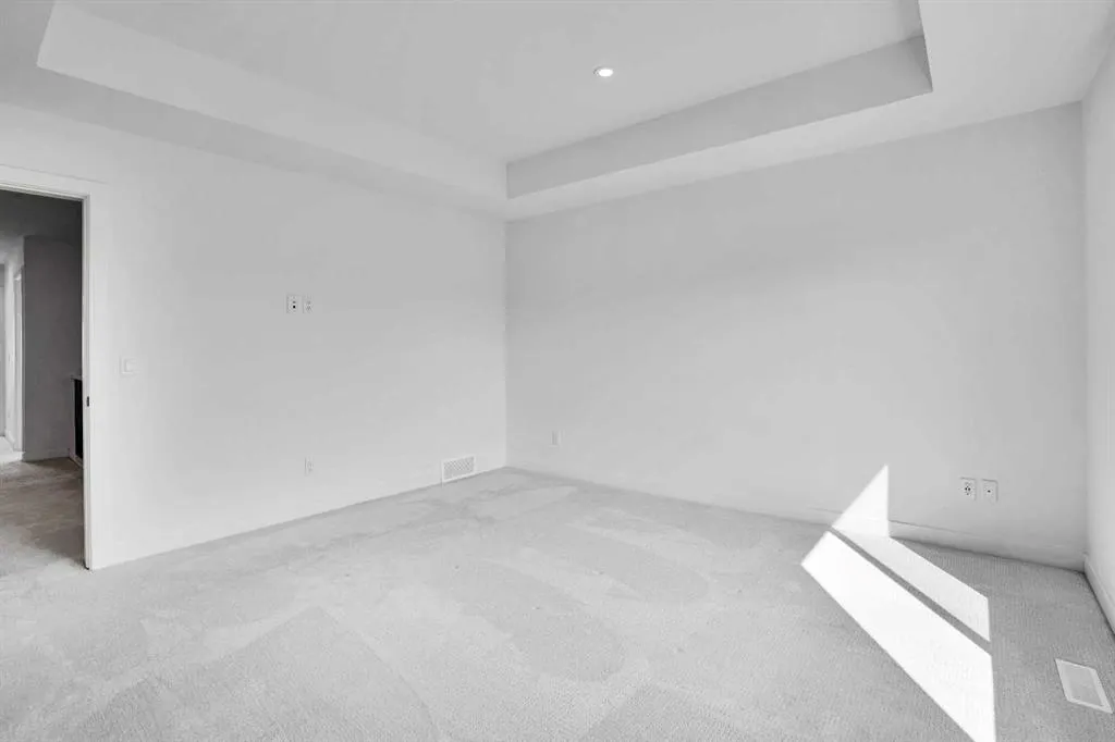 35 Walcrest Manor SE