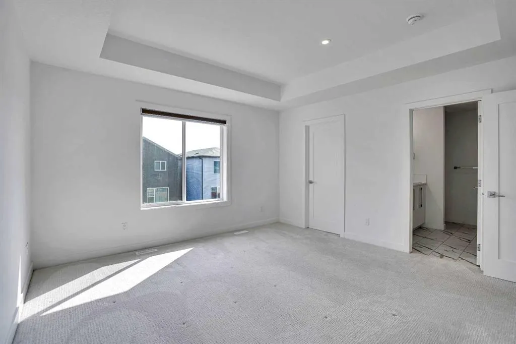 35 Walcrest Manor SE