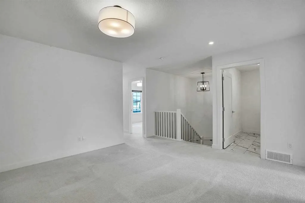 35 Walcrest Manor SE