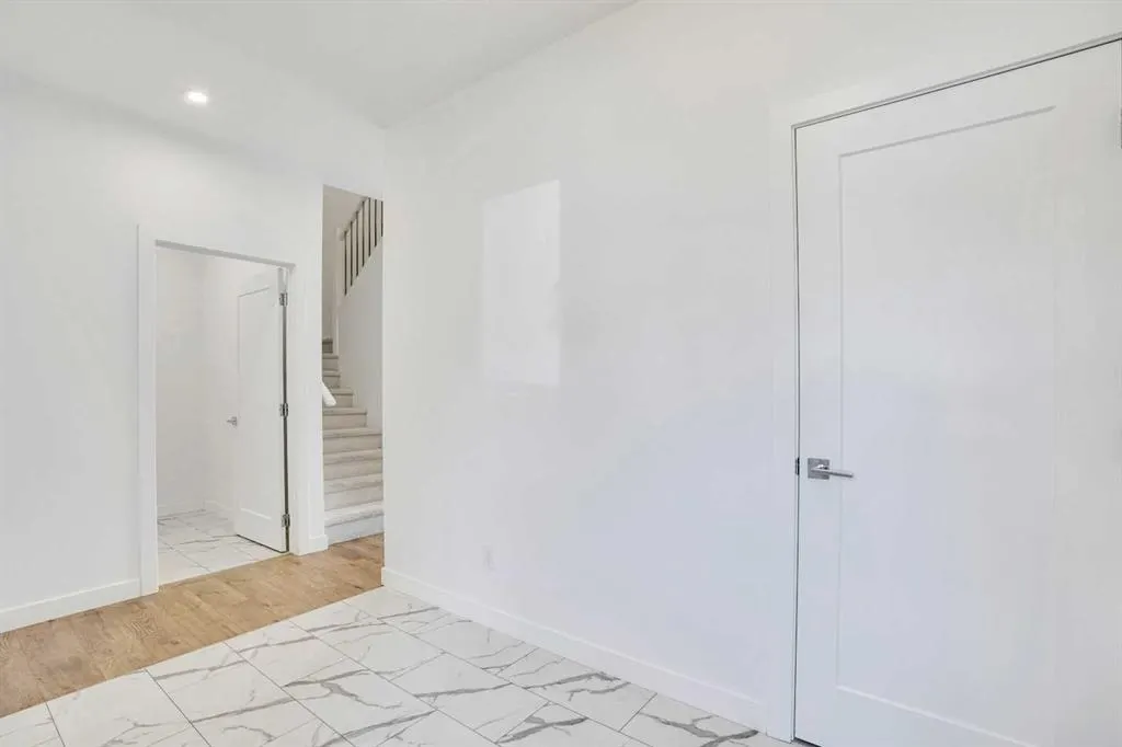 35 Walcrest Manor SE