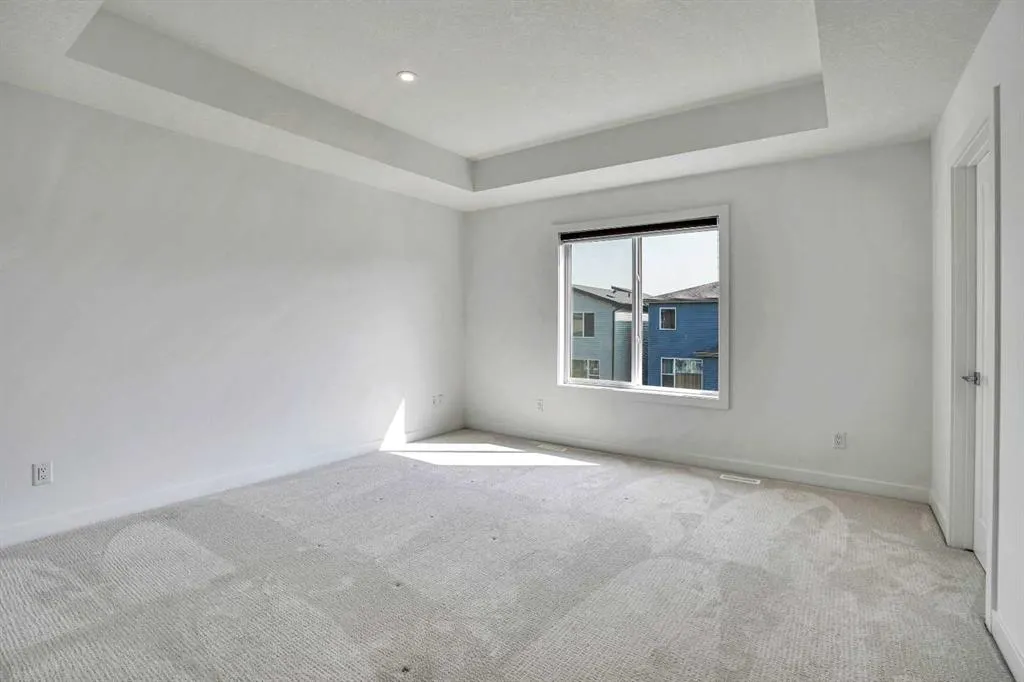 35 Walcrest Manor SE
