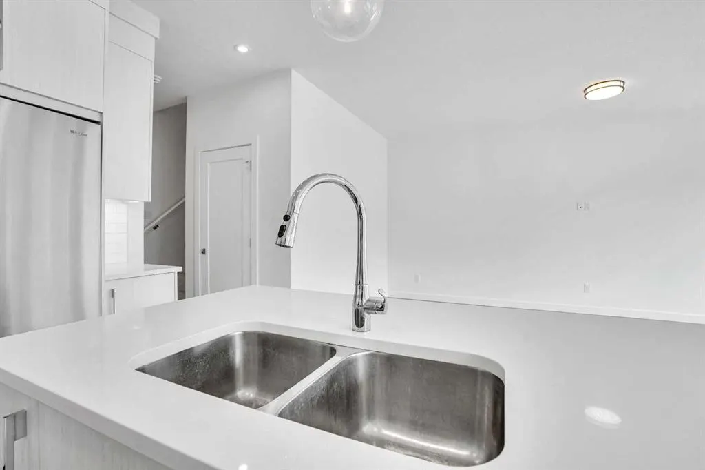 35 Walcrest Manor SE