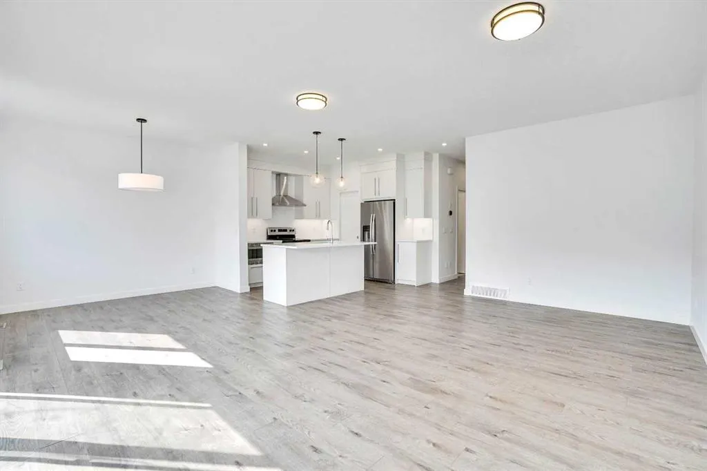 35 Walcrest Manor SE
