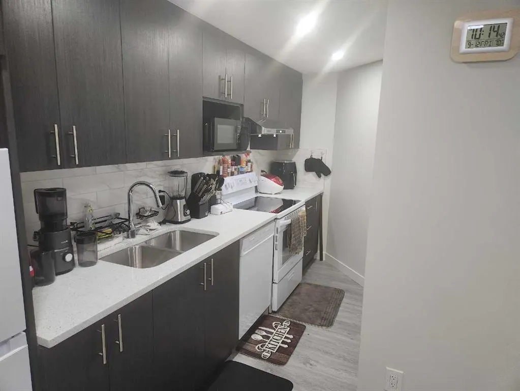 35 Walcrest Manor SE