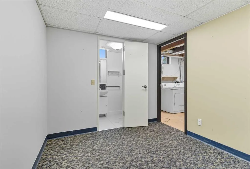 24 Castlebrook Rise NE