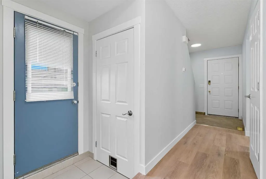 24 Castlebrook Rise NE