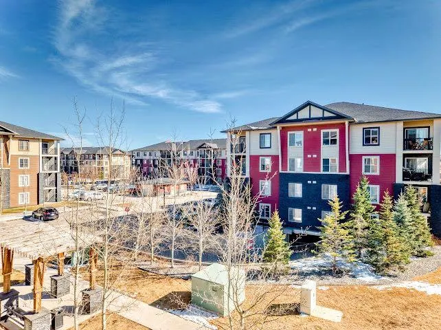 81 Legacy Boulevard SE, #2340