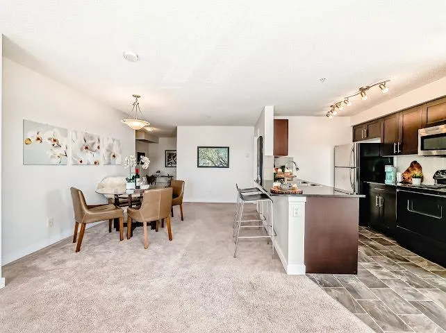 81 Legacy Boulevard SE, #2340