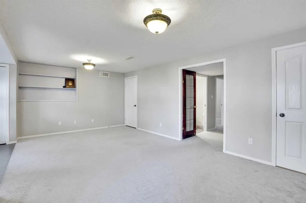 96 Eversyde Circle SW