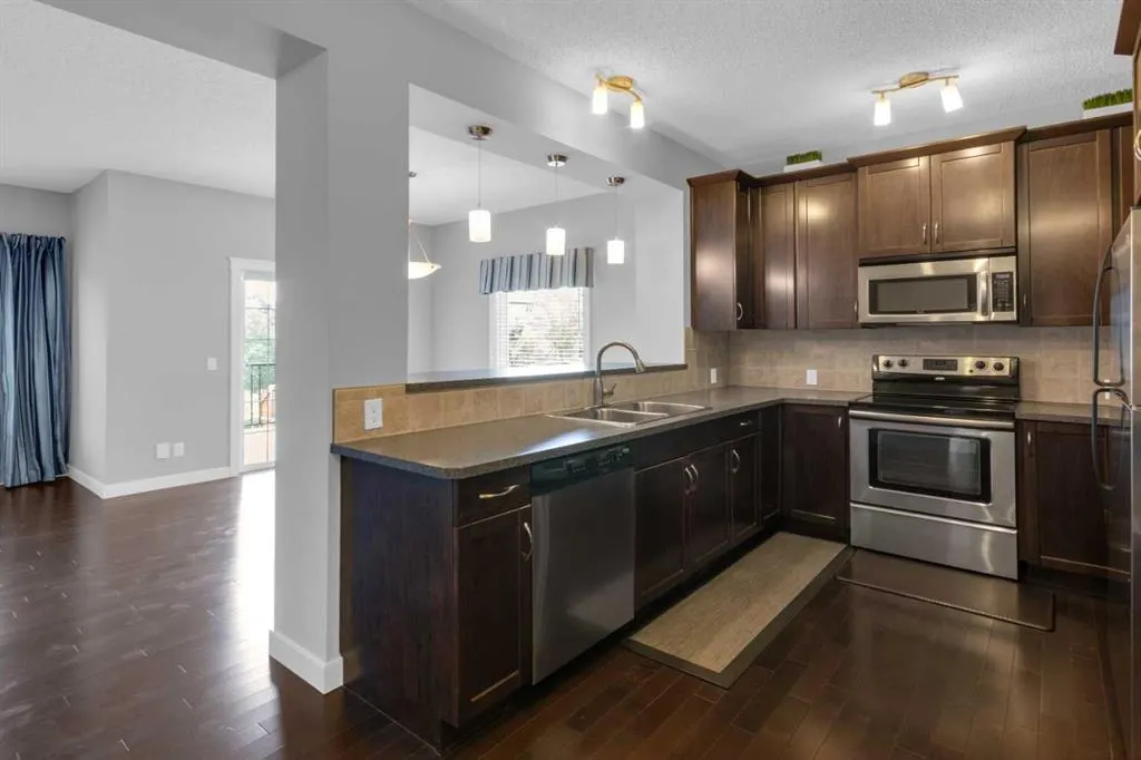 57 Evanscove Manor NW