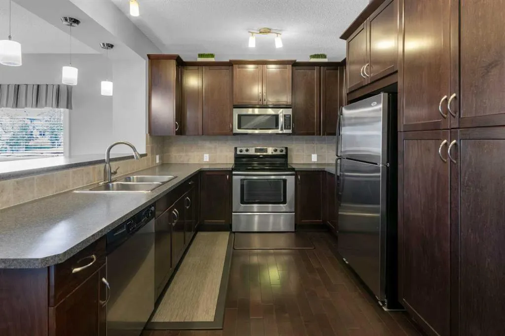57 Evanscove Manor NW