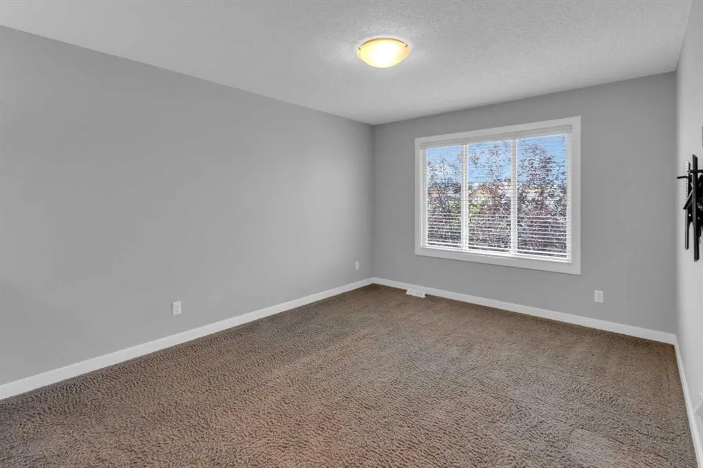 57 Evanscove Manor NW
