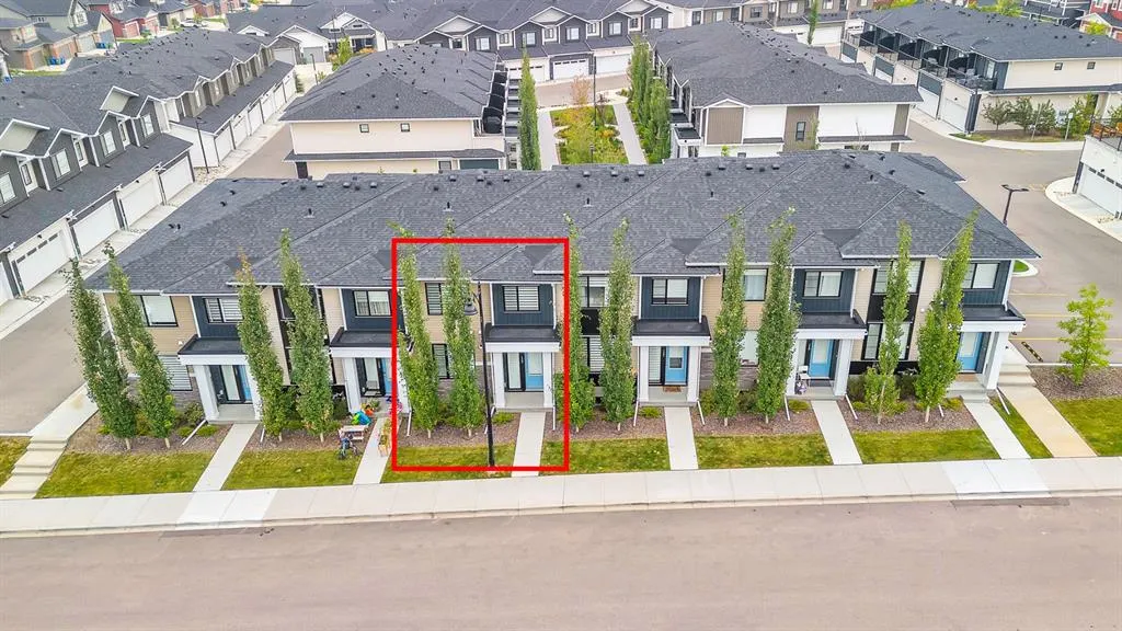 123 Crestbrook Way SW