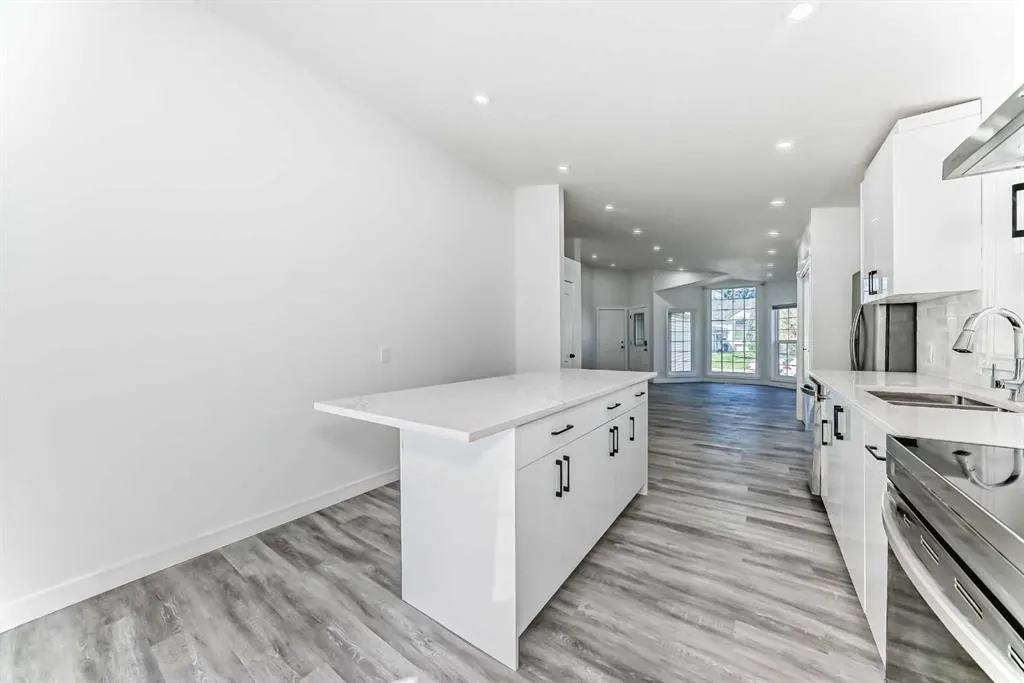 96 Douglas Ridge Close SE