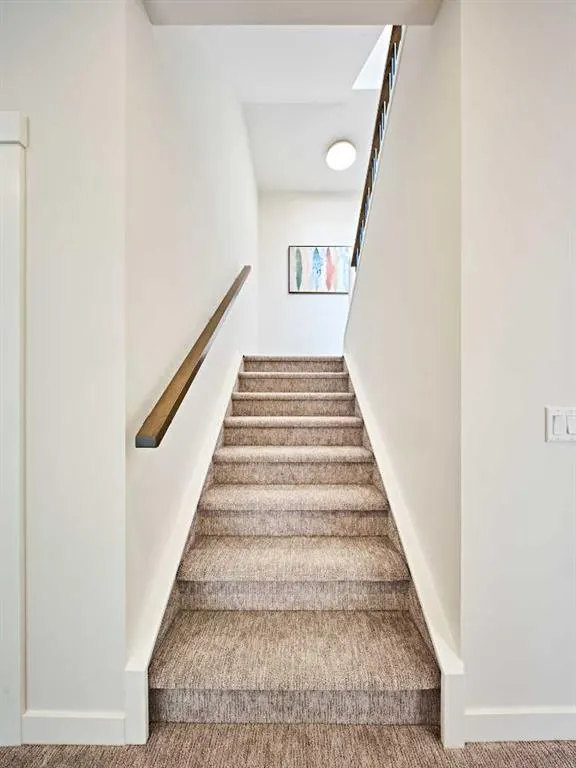 468 Discovery Place SW